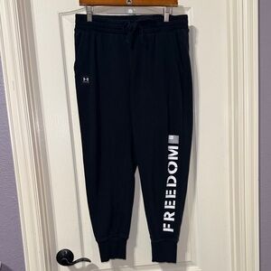 Under Armour Men's Freedom Logo Rival Joggers Size Large NWOT